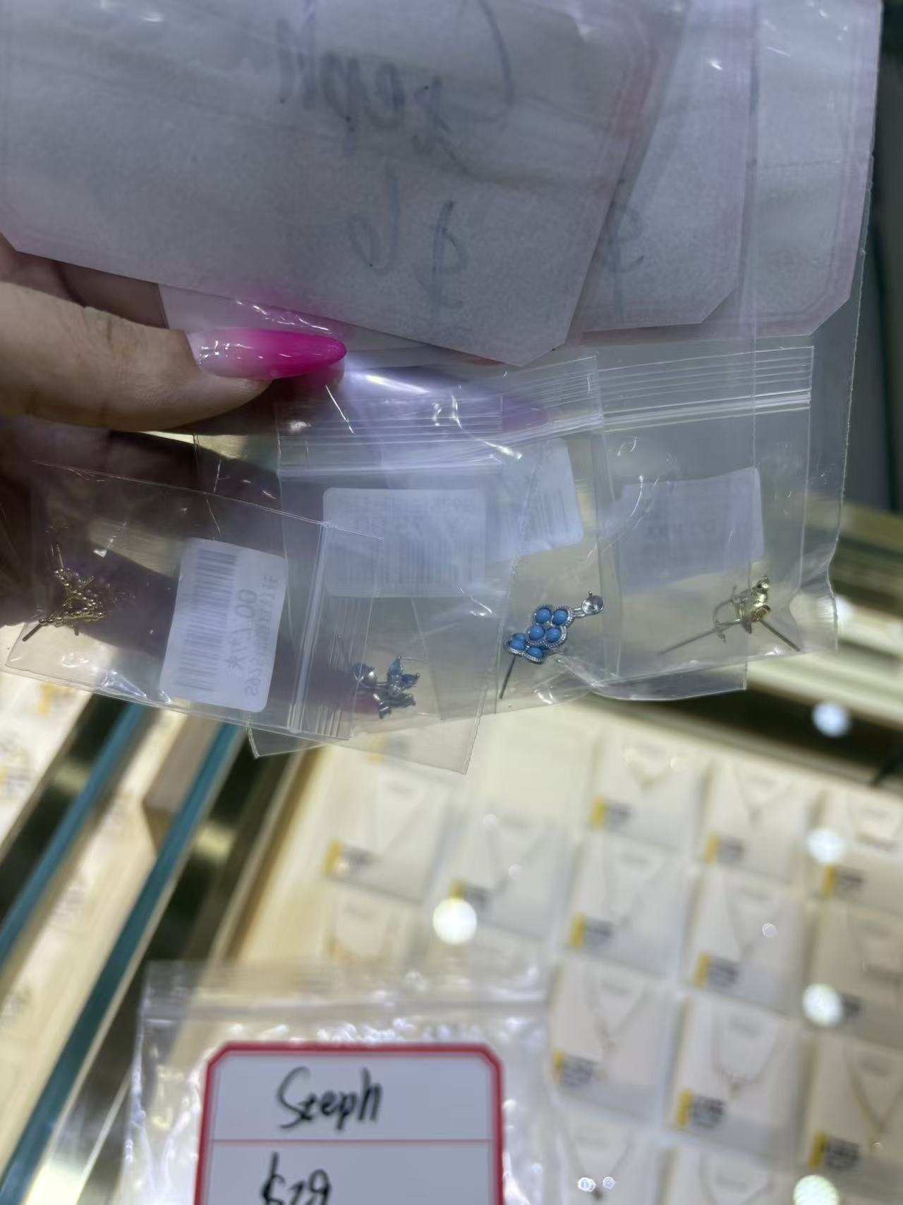 Pearl earrings-steph