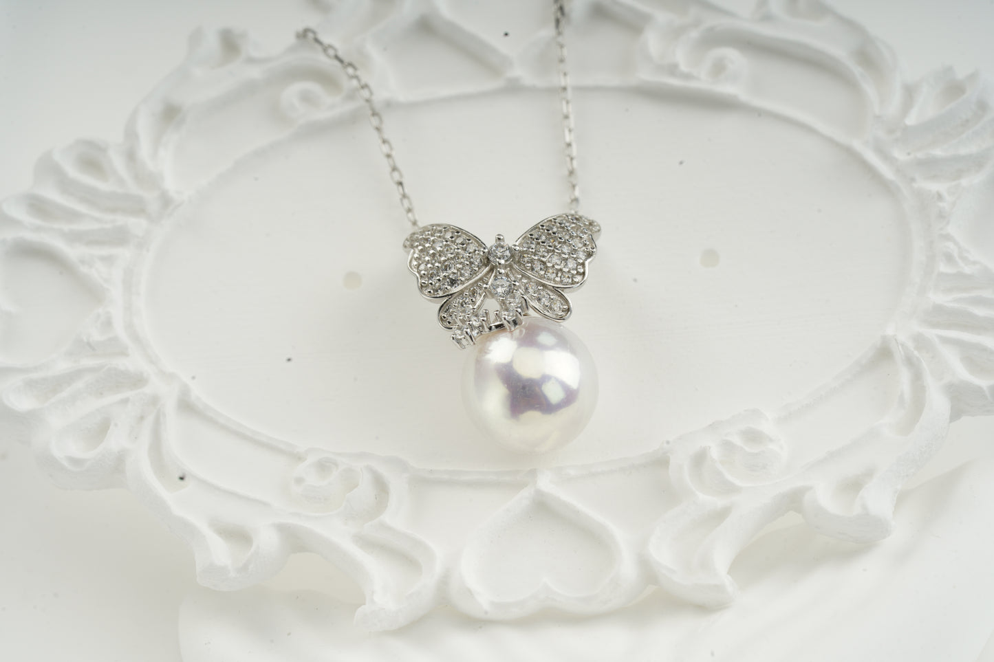 Butterfly Pearl Necklace-FX00029